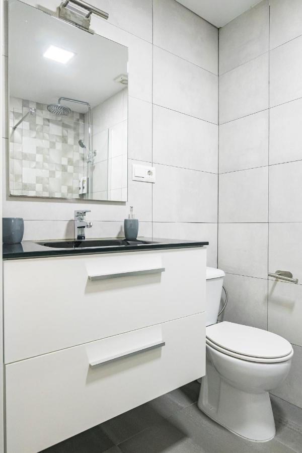Mediterraneo Apartment مالقة المظهر الخارجي الصورة