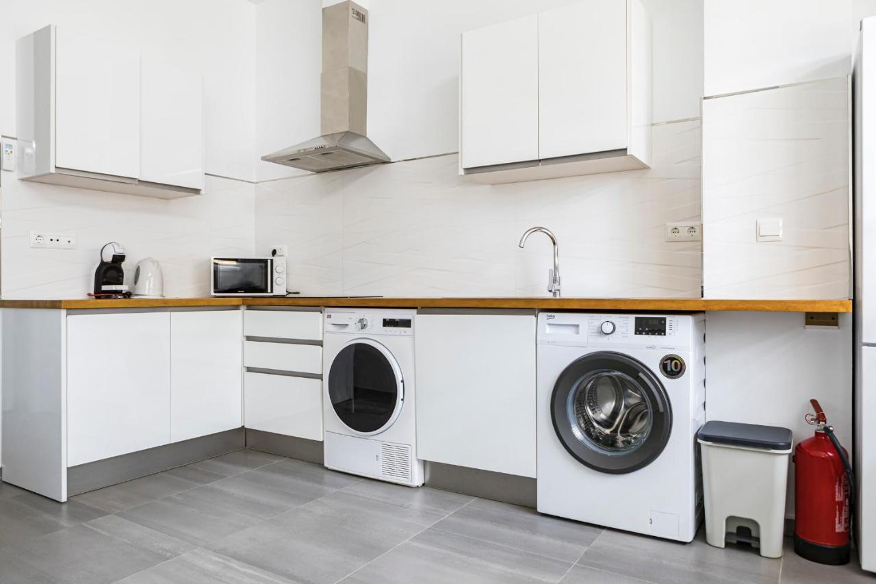 Mediterraneo Apartment مالقة المظهر الخارجي الصورة