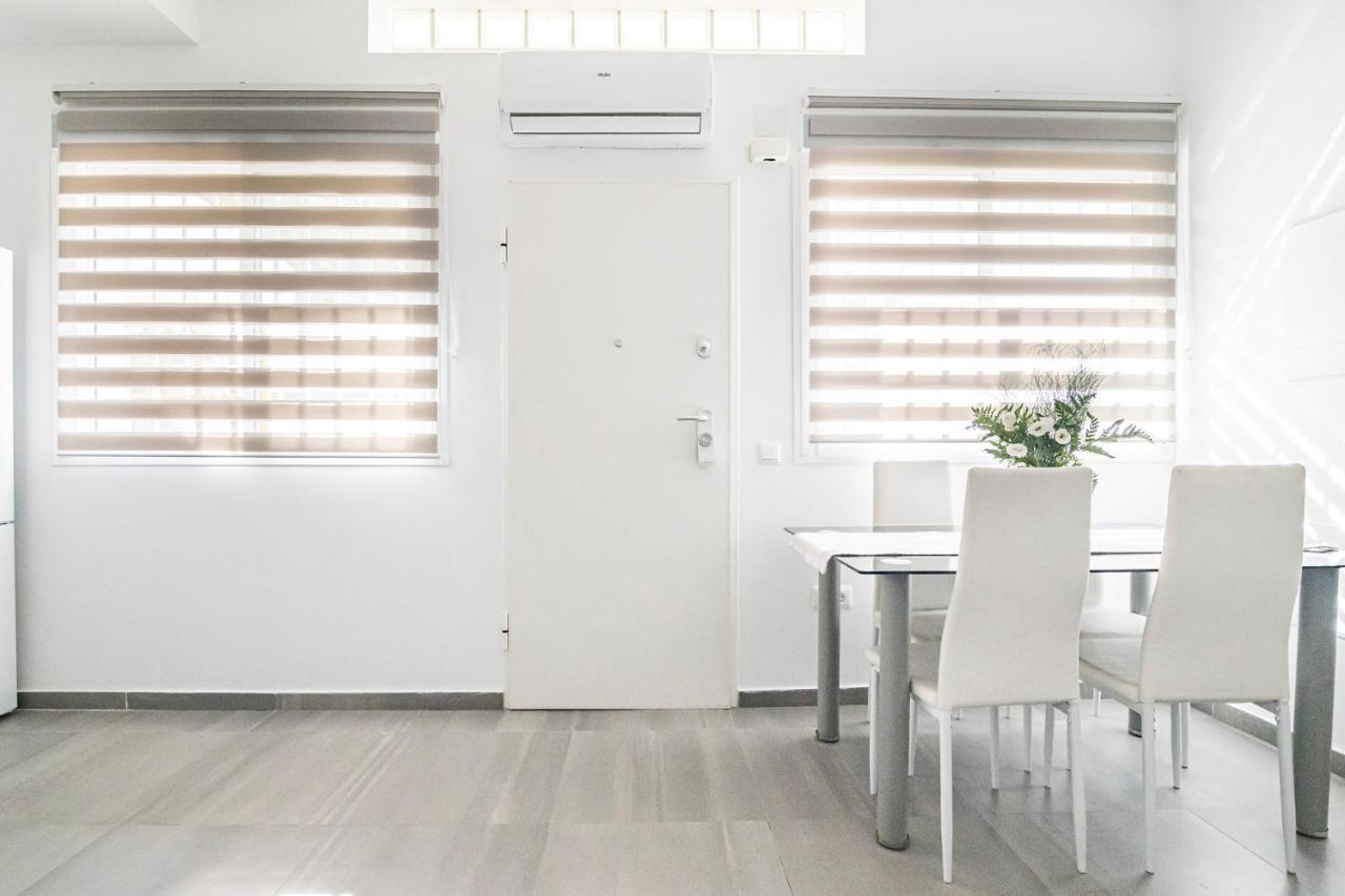Mediterraneo Apartment مالقة المظهر الخارجي الصورة